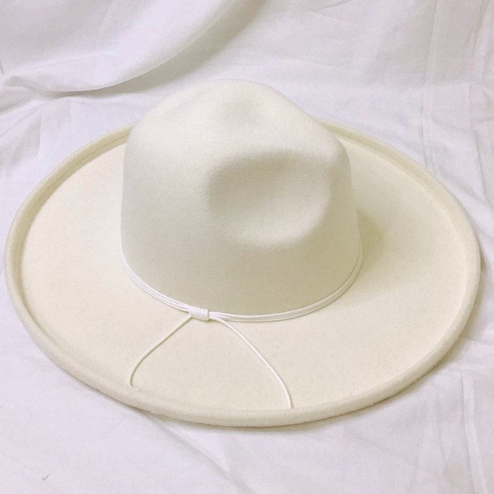 Anna & Ava Rolled Brim Hat NWT